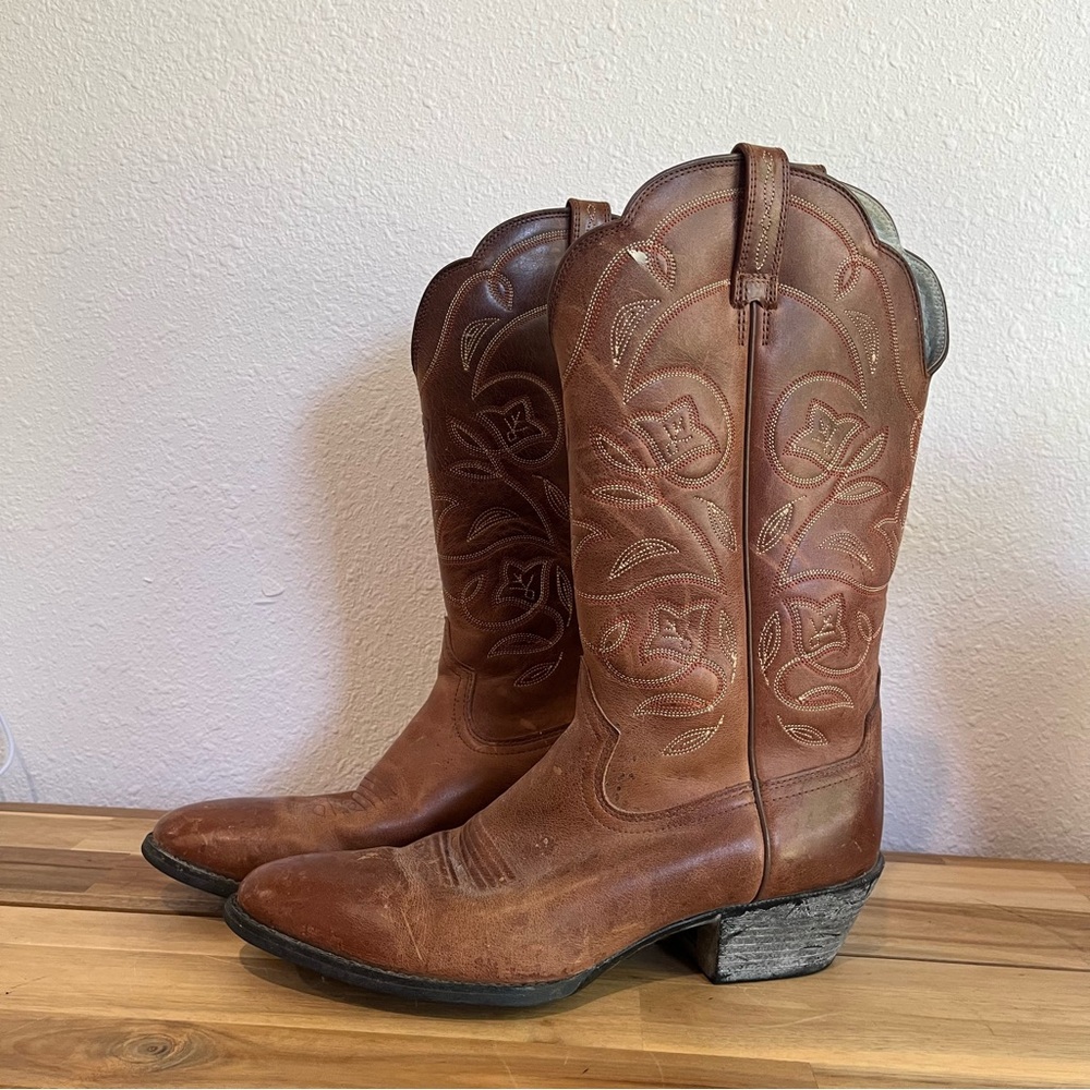 Ariat 10001015 Heritage Brown Leather Boots 9B